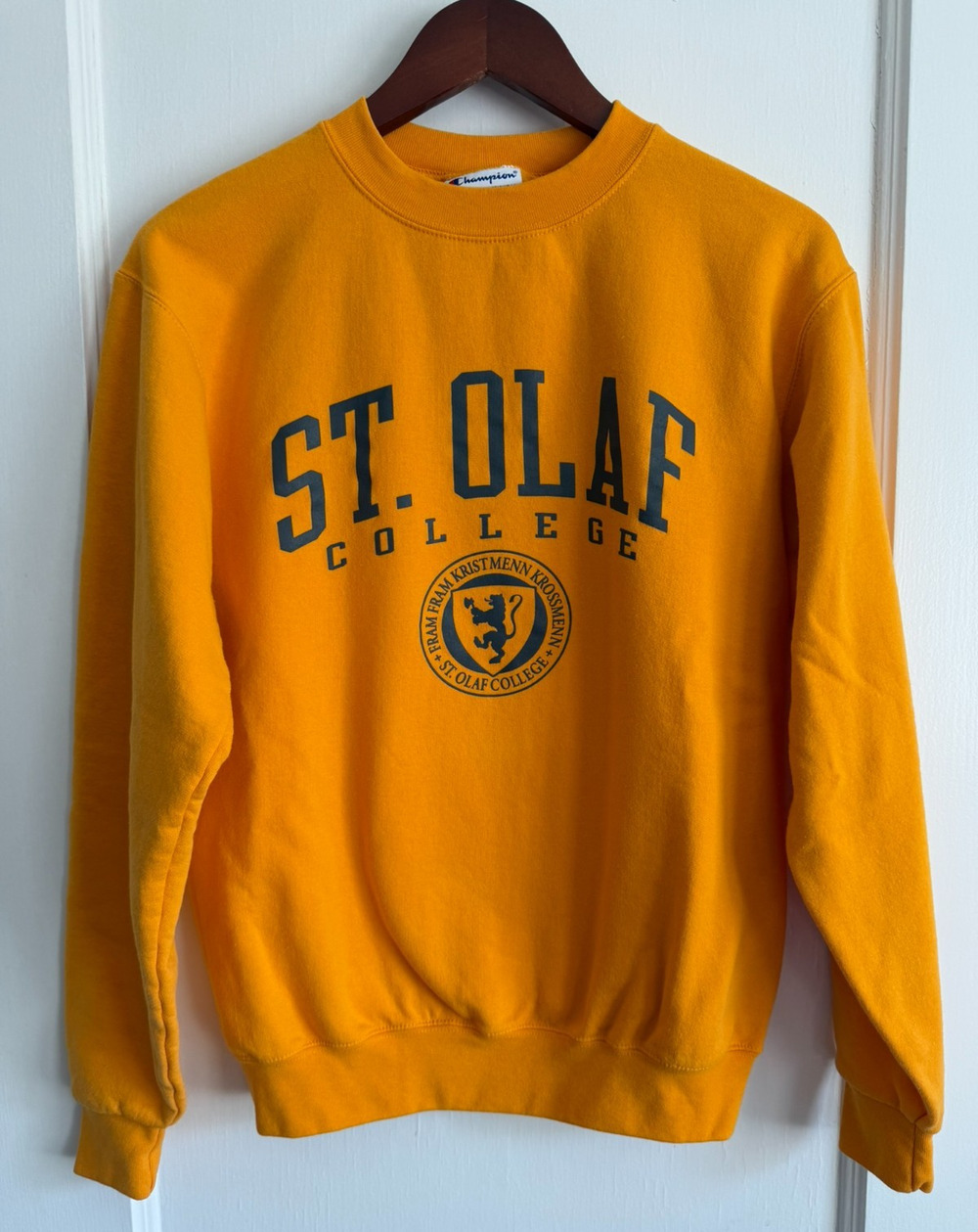 Champion St Olaf College Crewneck Sweatshirt S Gold Yellow Pullover Crest Retro